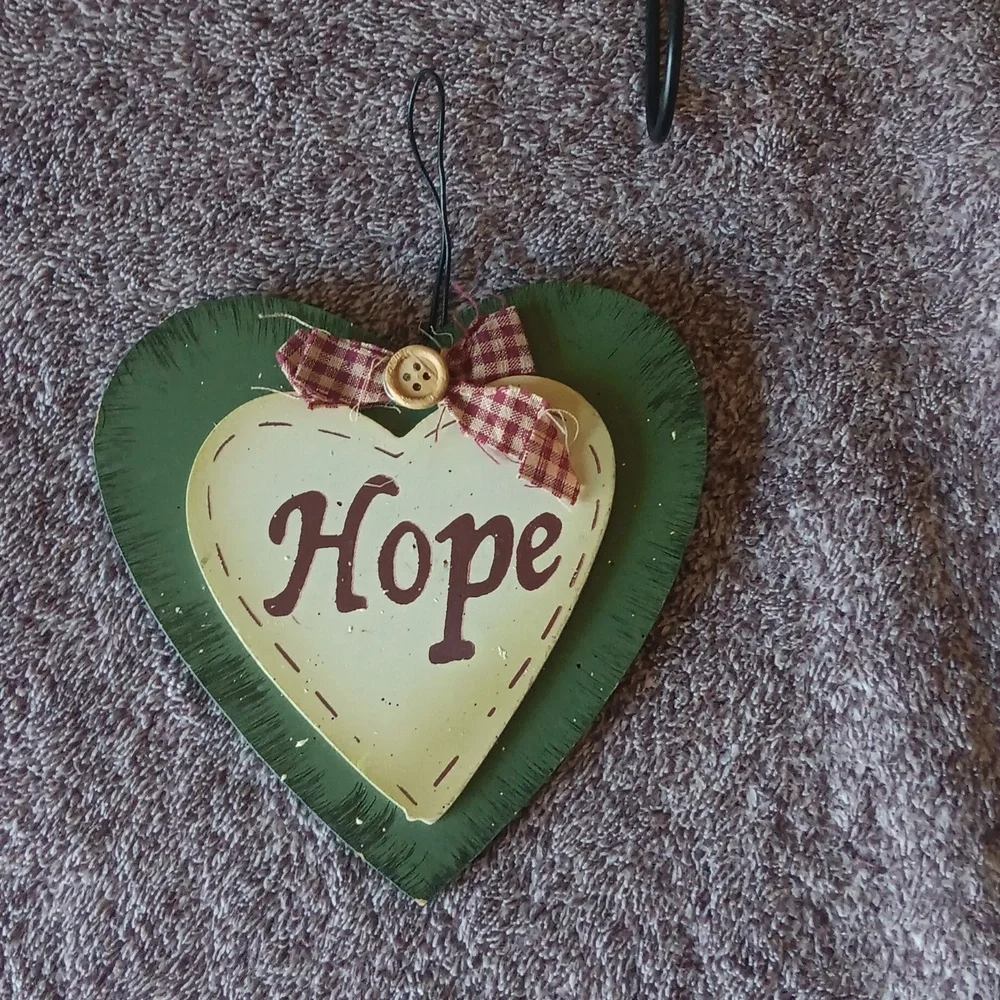 Love & Hope Wood Wall Decor Set - Green and Cream